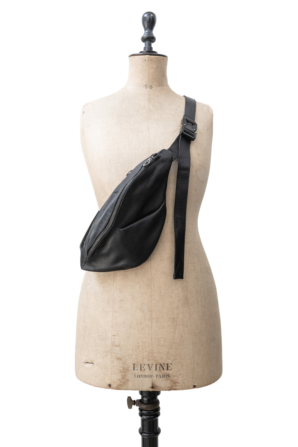 エマヌエルソン+Nデヨングミラン 120億補強も不振のミランが訳あり補強路線復活⁉ 元オランダ代表