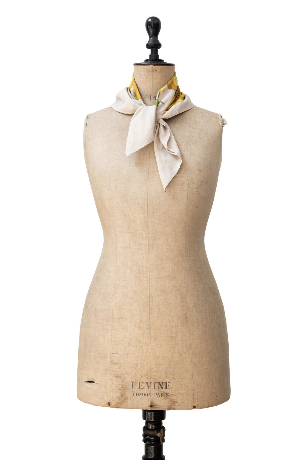 Aleksandr Manamis/FLOWER SCARF – boutiqueW