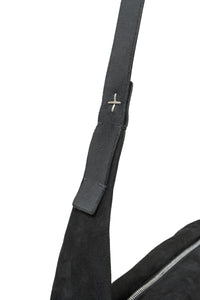 m.a+/BM22Z NUB.R 1,0 zipper medium rectangular shoulder bag
