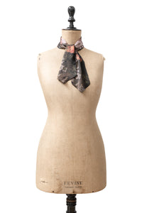 Aleksandr Manamis/BOUQUET GRAND CHAMEUR BOW SCARF – boutiqueW