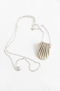 m.a+/A-B711 CUF 1,0 mini shell pouch necklace