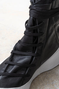 Leon Emanuel Blanck/鞋